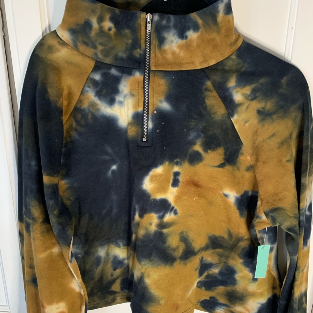 ABOUND multicolored tie dyed half cut womens shirt size XL.